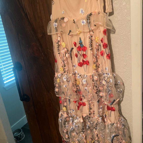 Buddy Love EDIE Tie-Shoulder Maxi Dress - Picture 3 of 4